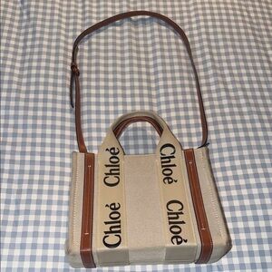 Woody Small Tote Bag in Linen with Crossbody Strap